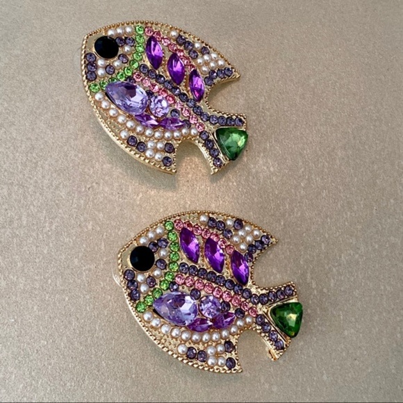 Jeweled Purple Fish Stud Earrings NWT - Picture 9 of 9